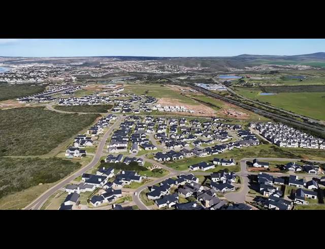 3 BEDROOM FREESTANDING FOR SALE IN HARTLAND LIFESTYLE ESTATE